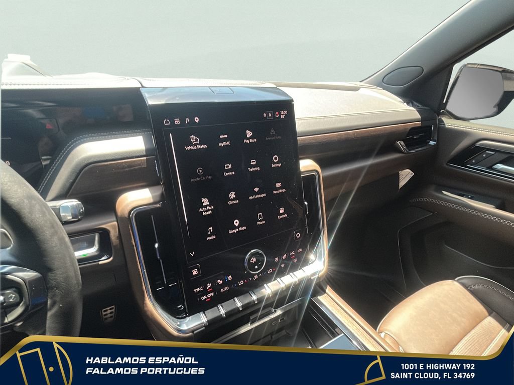 Used 2026 GMC Yukon Denali Ultimate AWD/4WD image 21