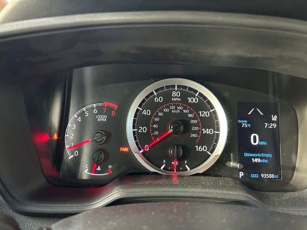 Used 2020 Toyota Corolla SE FWD image 22
