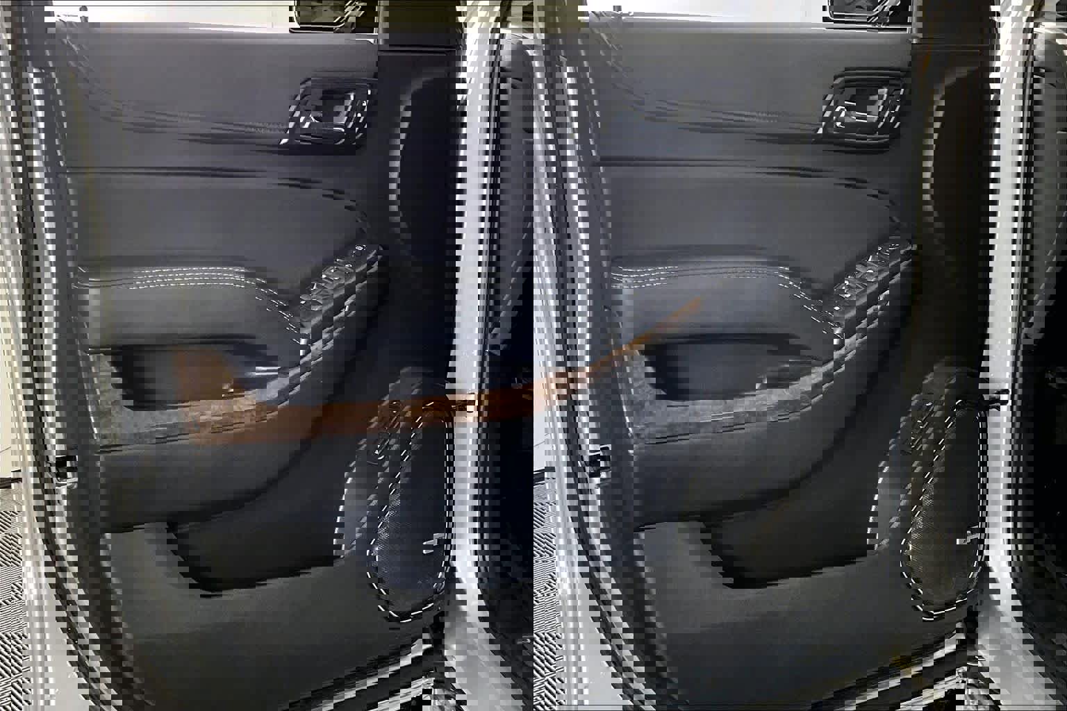 Used 2017 Chevrolet Tahoe LT w/ Max Trailering Package image 19