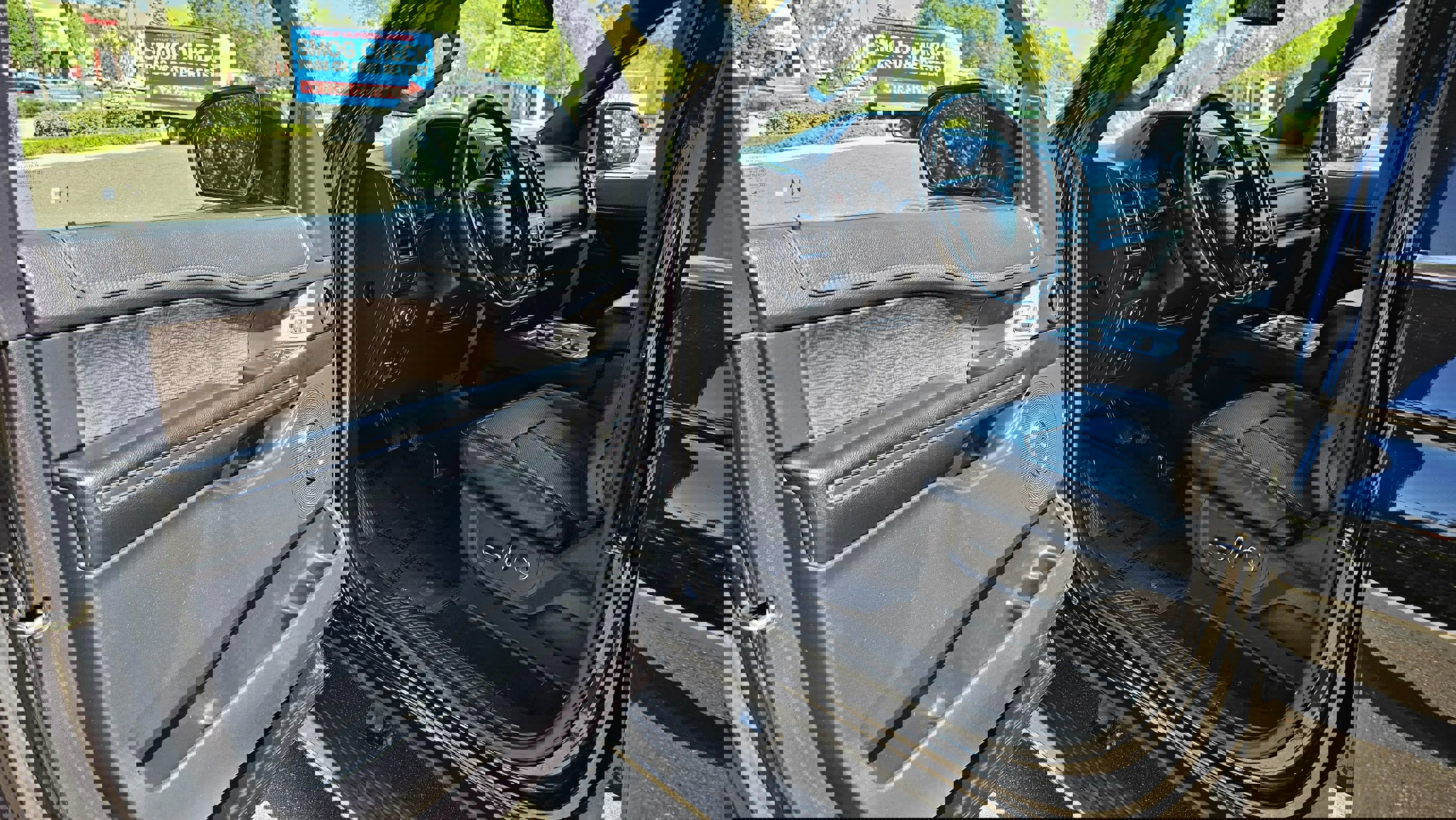 Used 2021 Ford Expedition Limited image 12