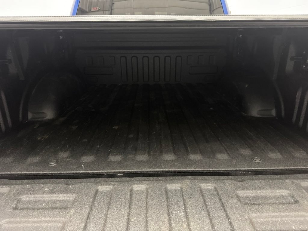 Used 2017 Ford F150 XLT w/ Equipment Group 302A Luxury AWD/4WD image 6