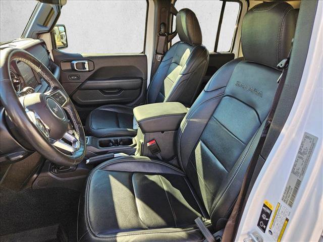 Used 2022 Jeep Wrangler Unlimited Sahara w/ Cold Weather Group image 20