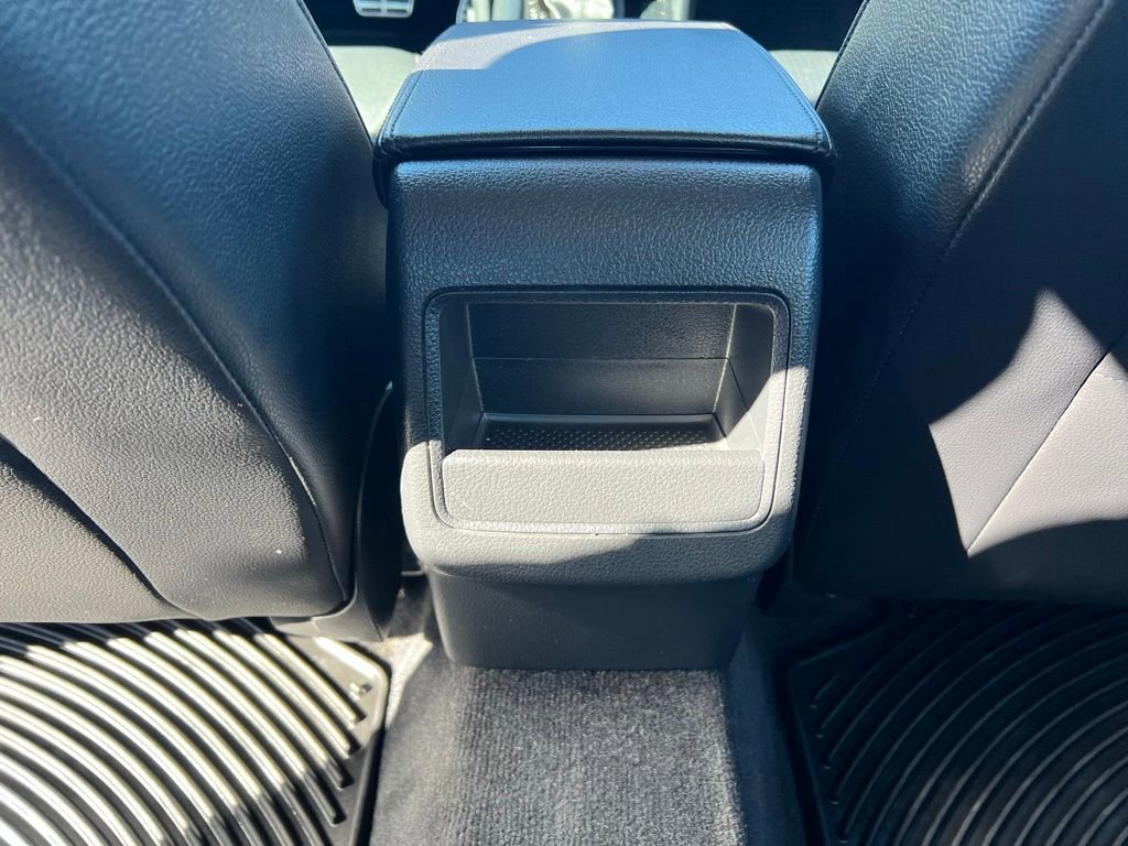 Used 2017 Volkswagen Passat 1.8T R-Line image 22