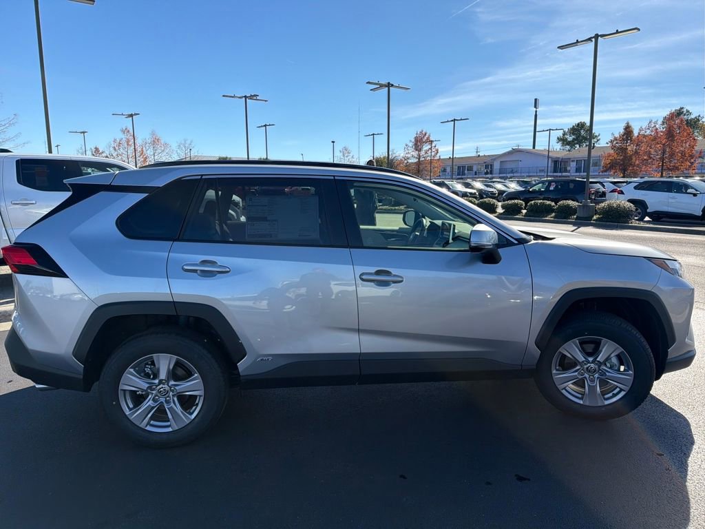 New 2025 Toyota RAV4 XLE image 6