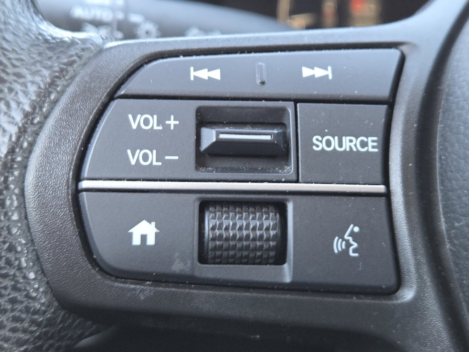 Used 2024 Honda HR-V LX image 30