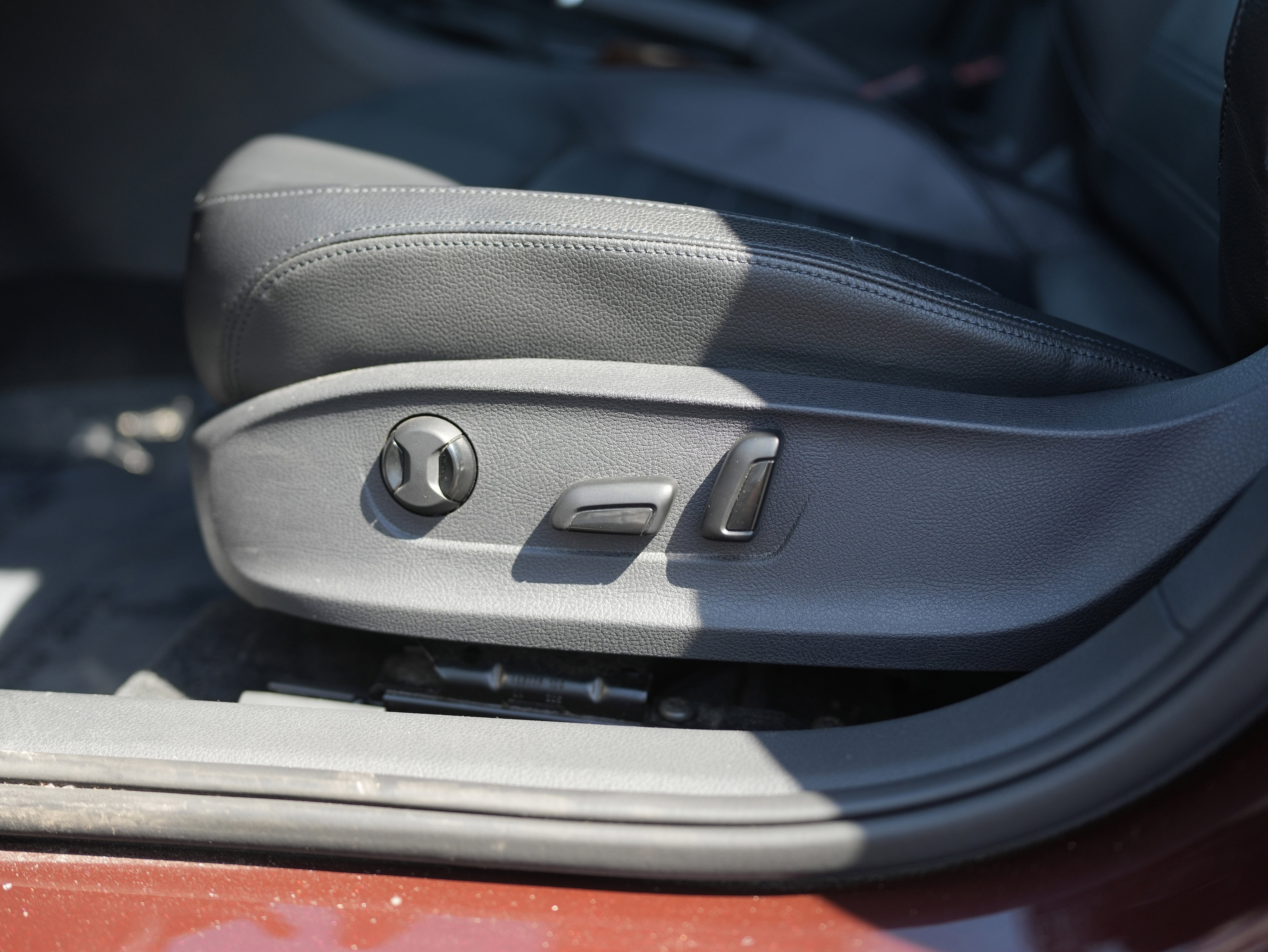 Used 2012 Volkswagen Passat 2.5 SEL image 29