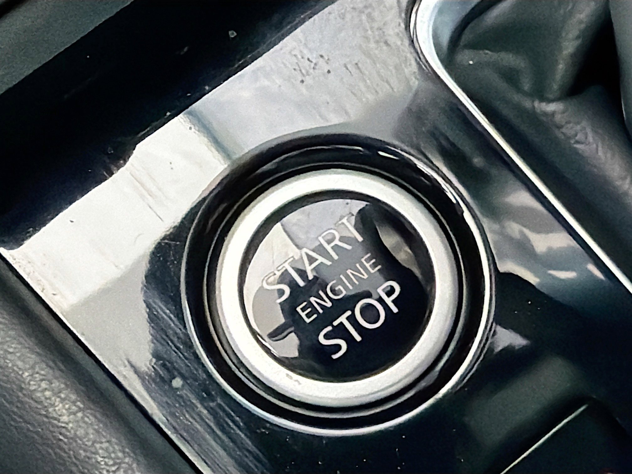 Used 2021 Nissan Kicks SR w/ SR Premium Package image 33