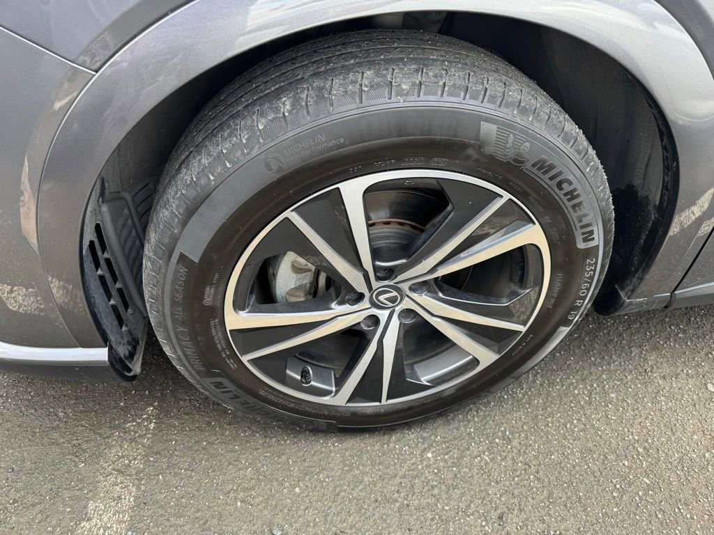 Used 2023 Lexus RX 350 FWD image 3