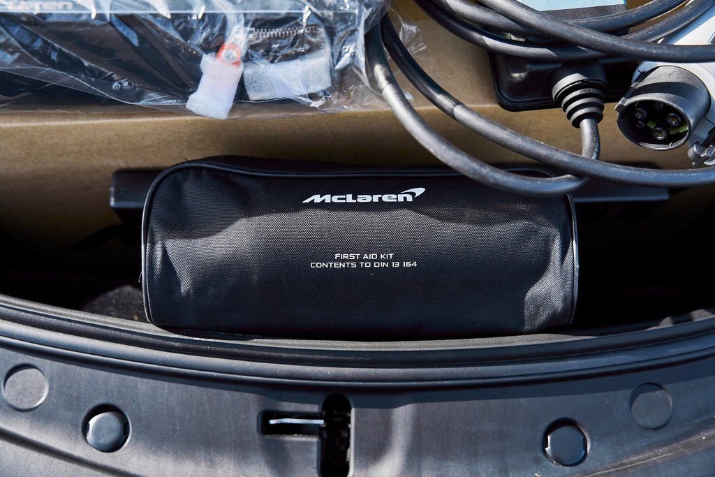 Used 2025 McLaren Artura Spider RWD image 23
