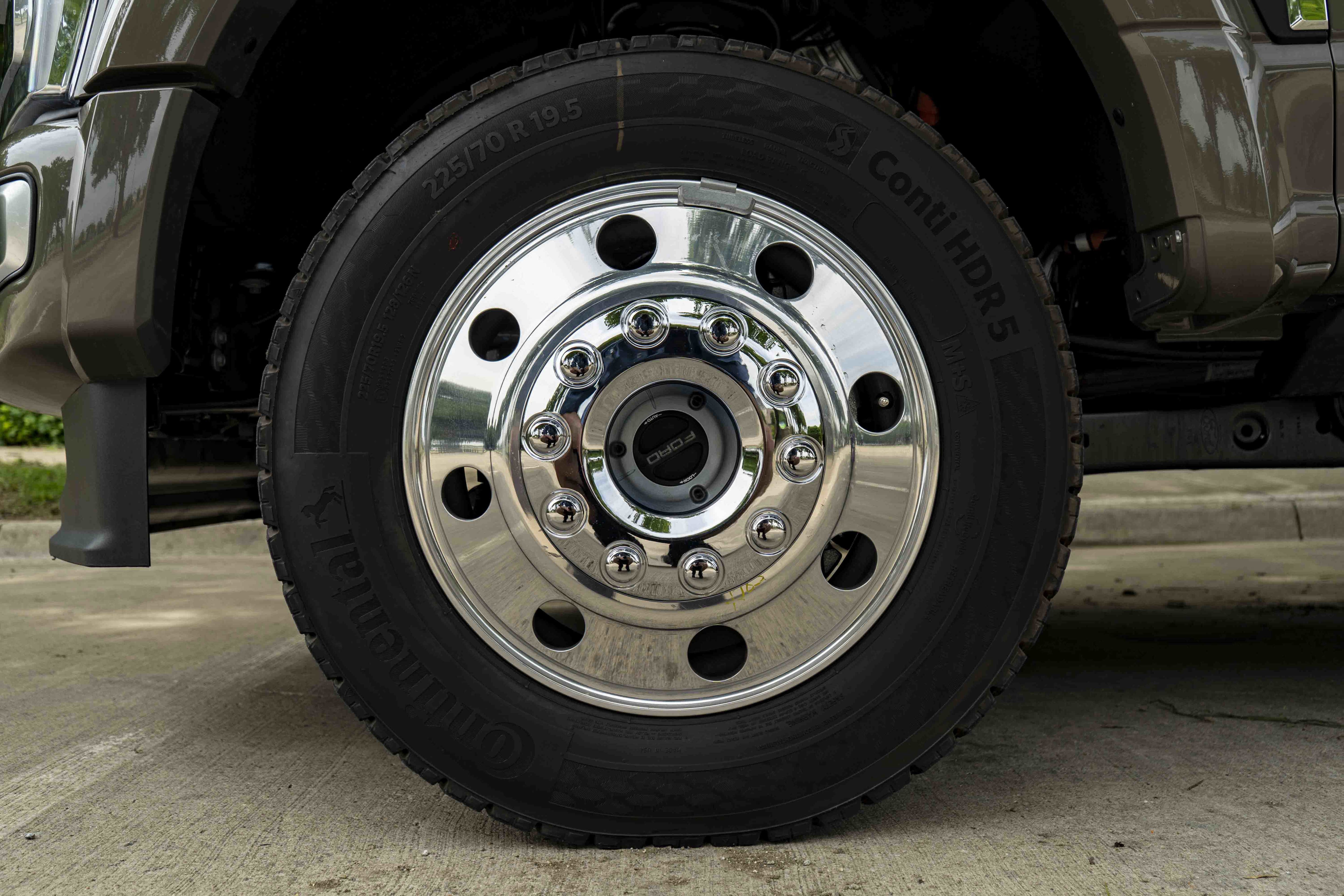 Used 2026 Ford F450 Platinum w/ Platinum Plus Package AWD/4WD image 14