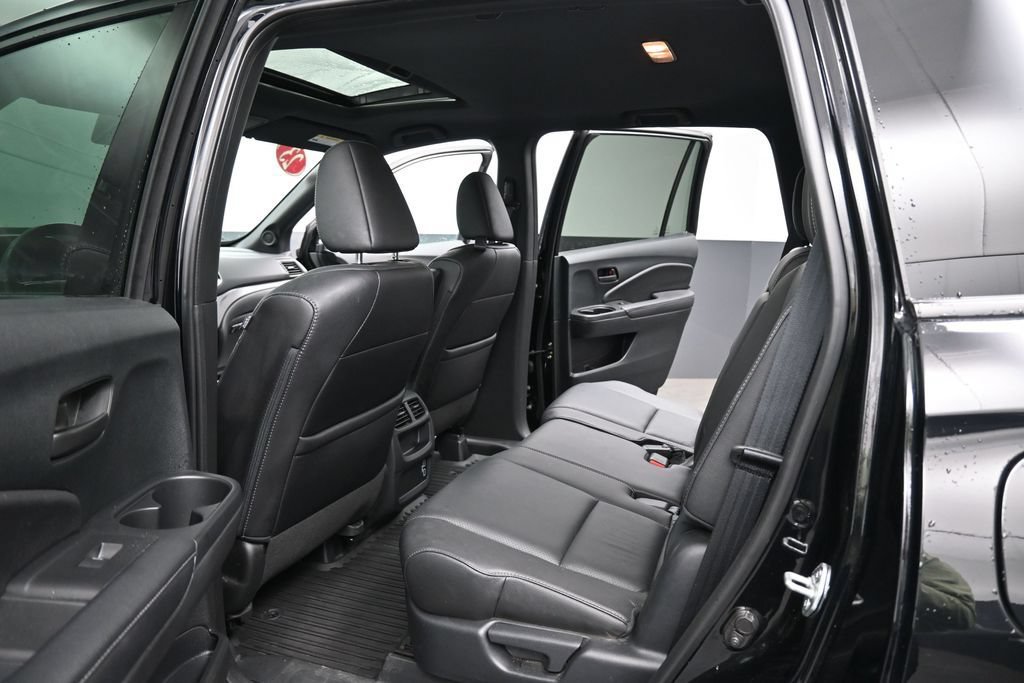 Used 2023 Honda Passport EX-L image 29