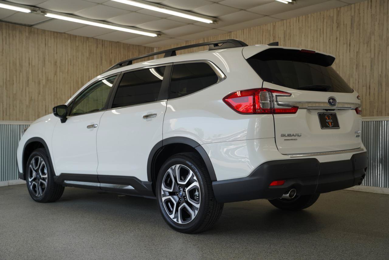 Used 2026 Subaru Ascent Touring AWD/4WD image 7