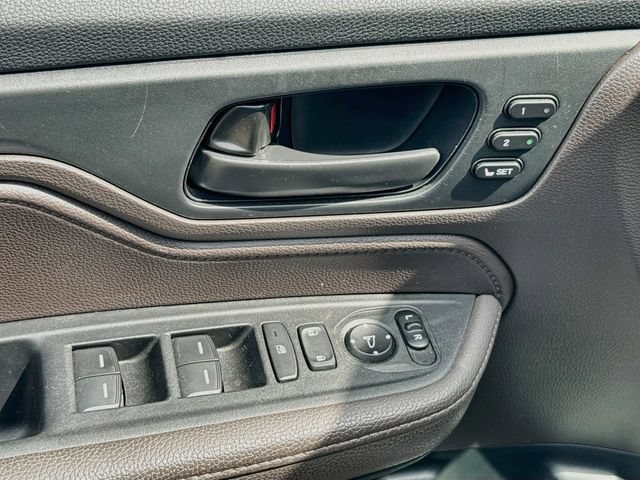 Used 2023 Honda Odyssey EX-L image 19