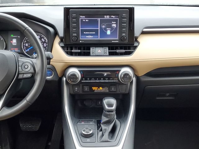 Used 2022 Toyota RAV4 XLE Premium AWD/4WD image 31