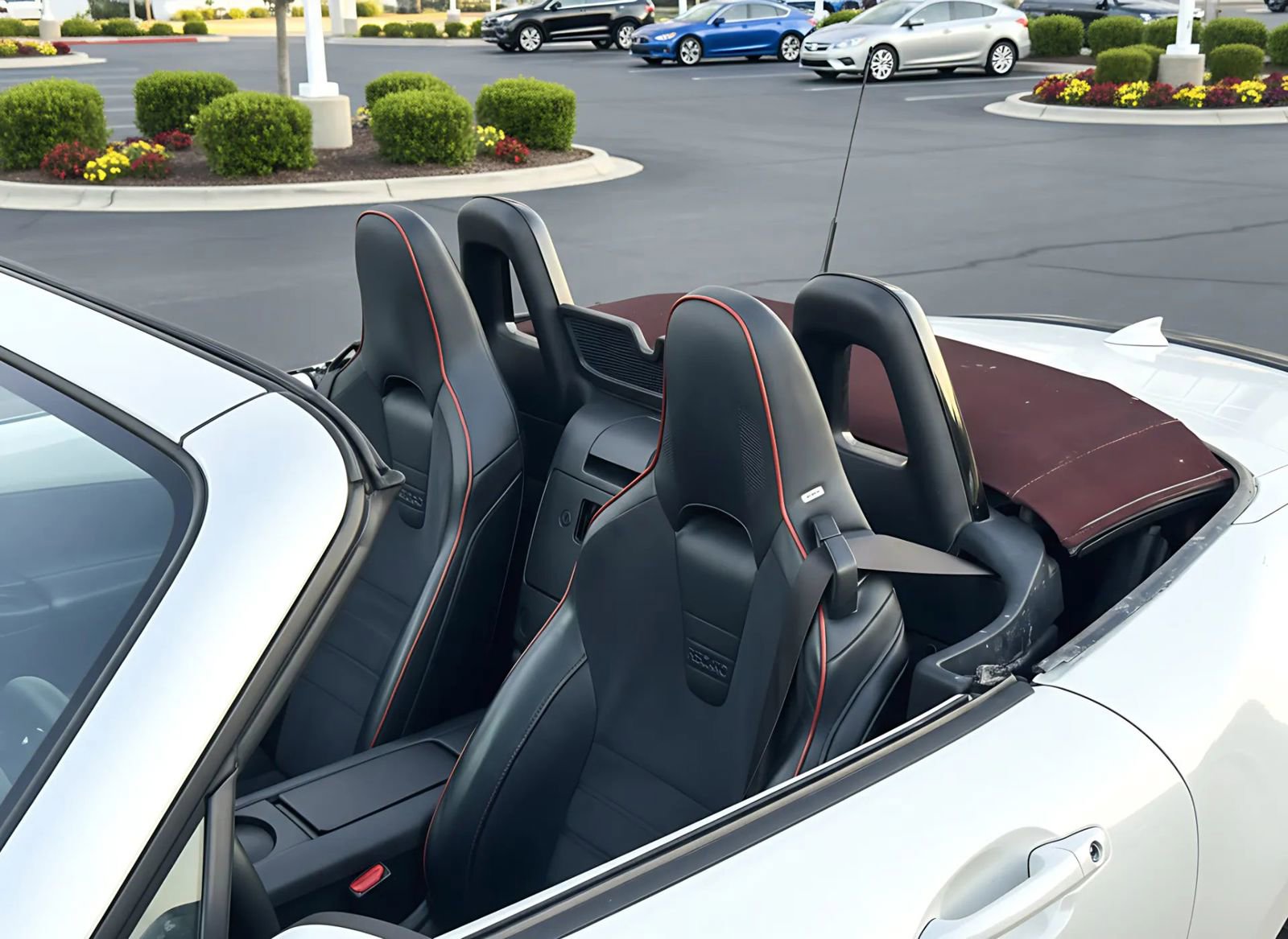 Used 2018 MAZDA MX-5 Miata Club w/ Brembo/BBS Recaro Package image 12