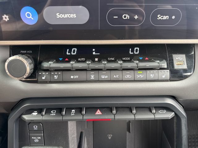 Certified 2026 Toyota Tundra Capstone AWD/4WD image 30