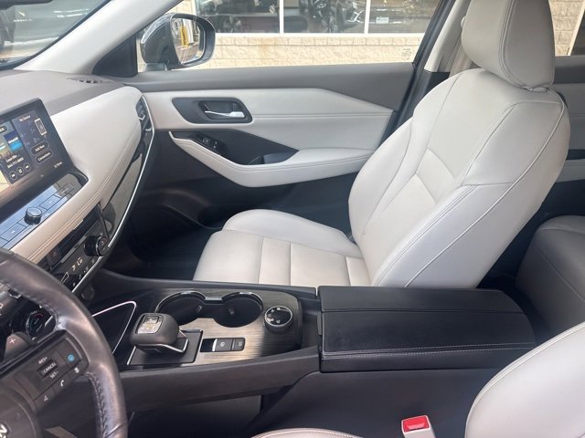 Used 2024 Nissan Rogue SL image 19