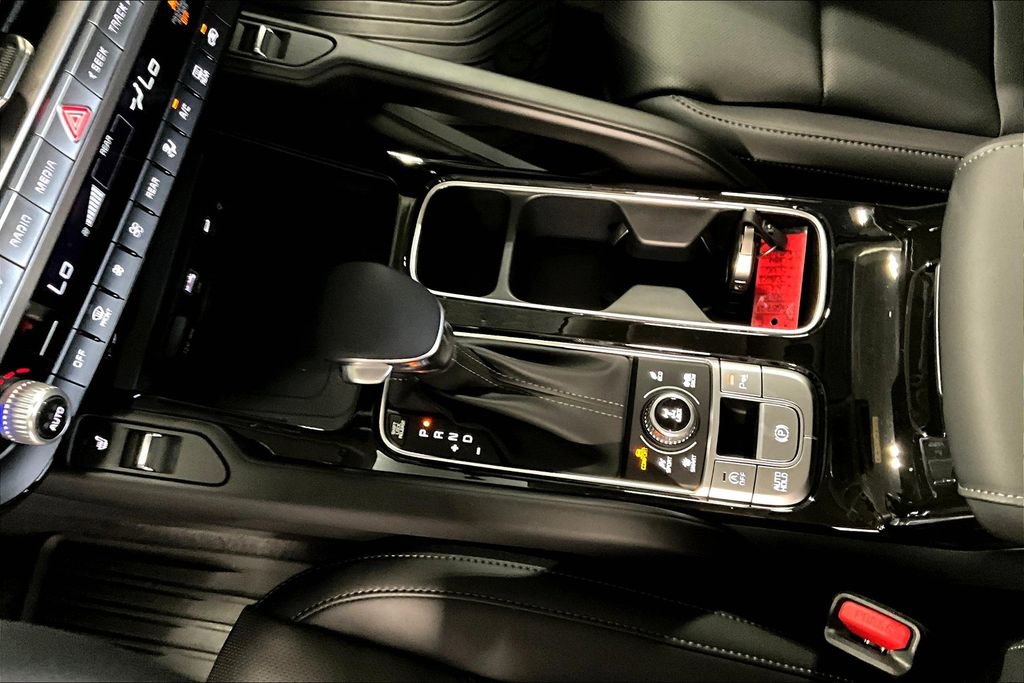 New 2025 Kia Telluride S image 18