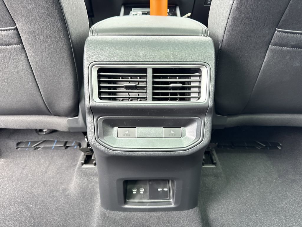 New 2025 Volkswagen Atlas Cross Sport SEL R-Line image 23