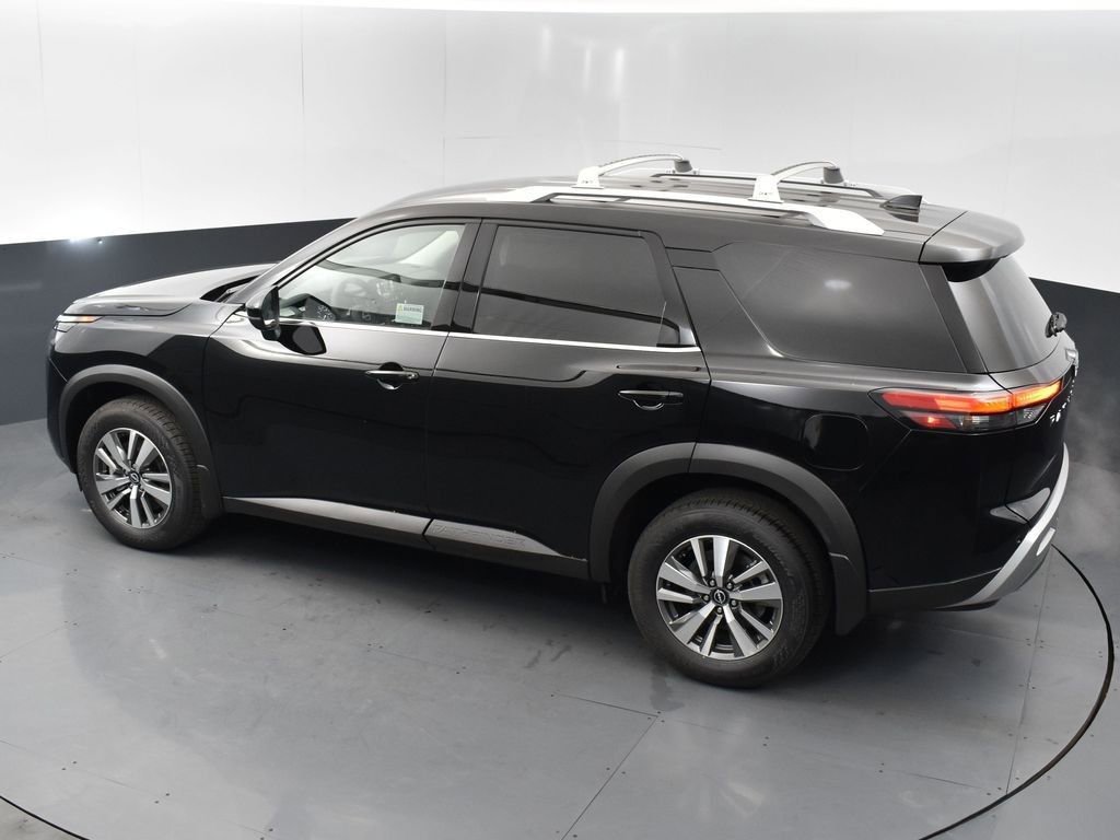 New 2025 Nissan Pathfinder SL image 50