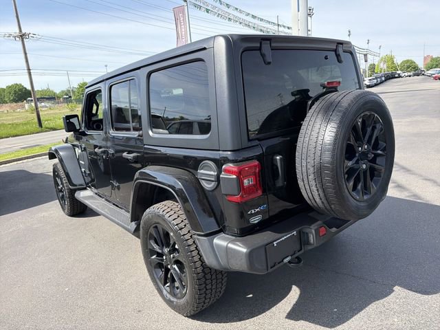 Used 2021 Jeep Wrangler Unlimited Sahara w/ Cold Weather Group AWD/4WD image 5