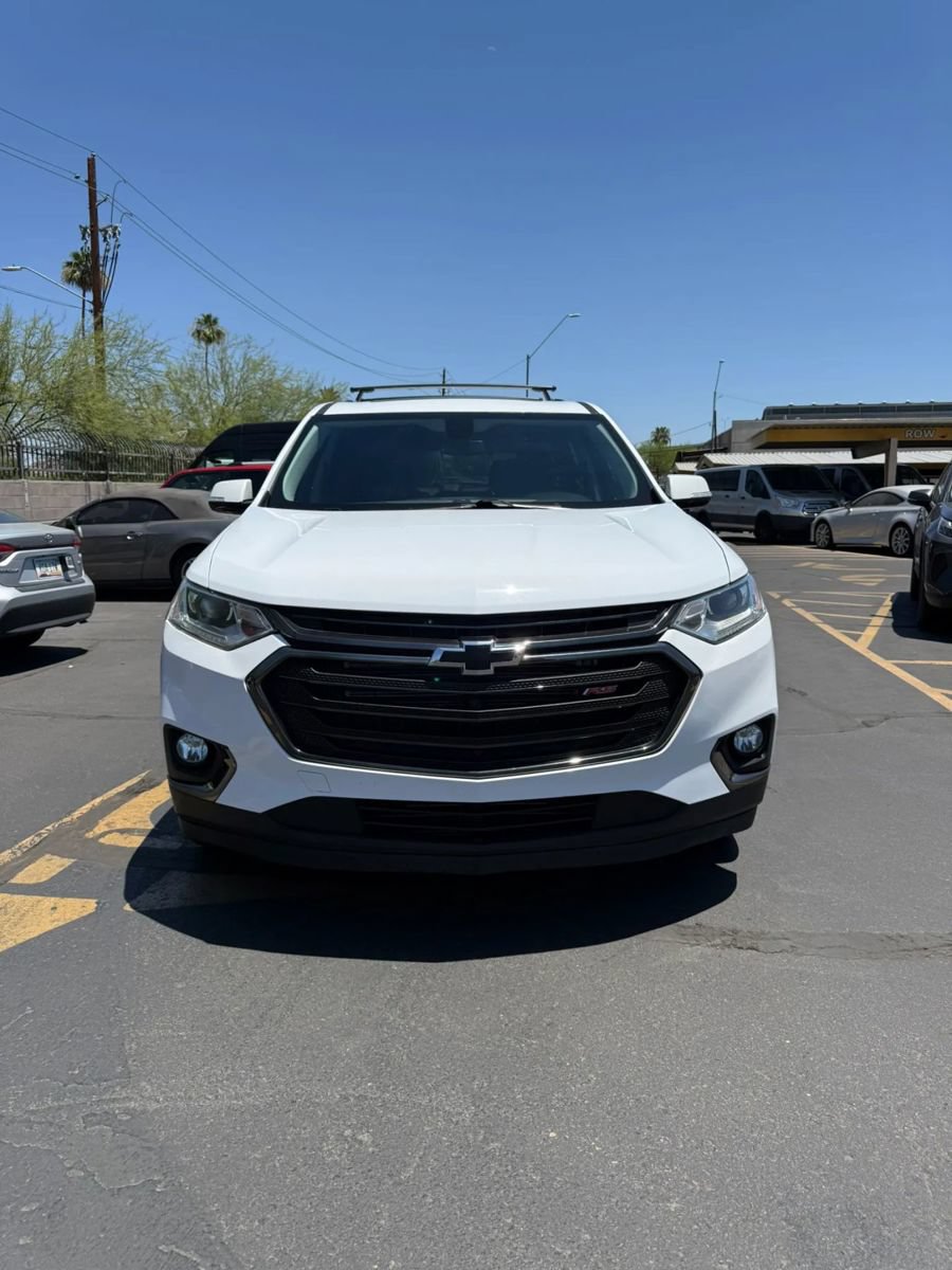 Used 2019 Chevrolet Traverse RS FWD image 2