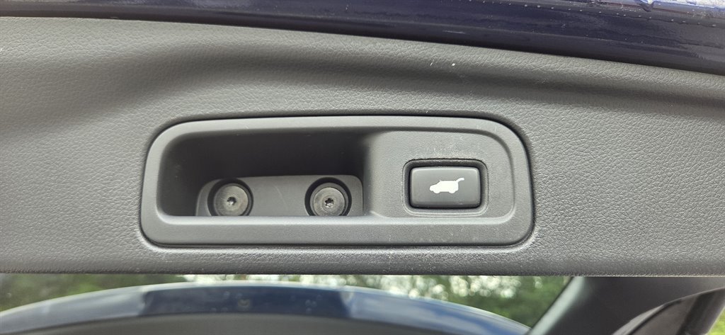 Used 2016 Honda Pilot Touring image 40