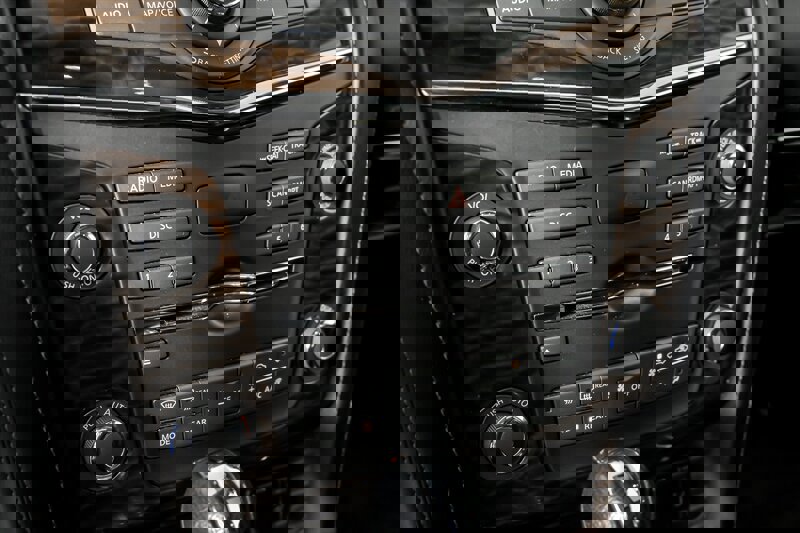 Used 2019 Nissan Armada SL w/ Premium Package image 34