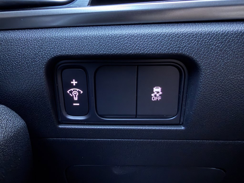 Used 2024 Kia Sorento LX image 26