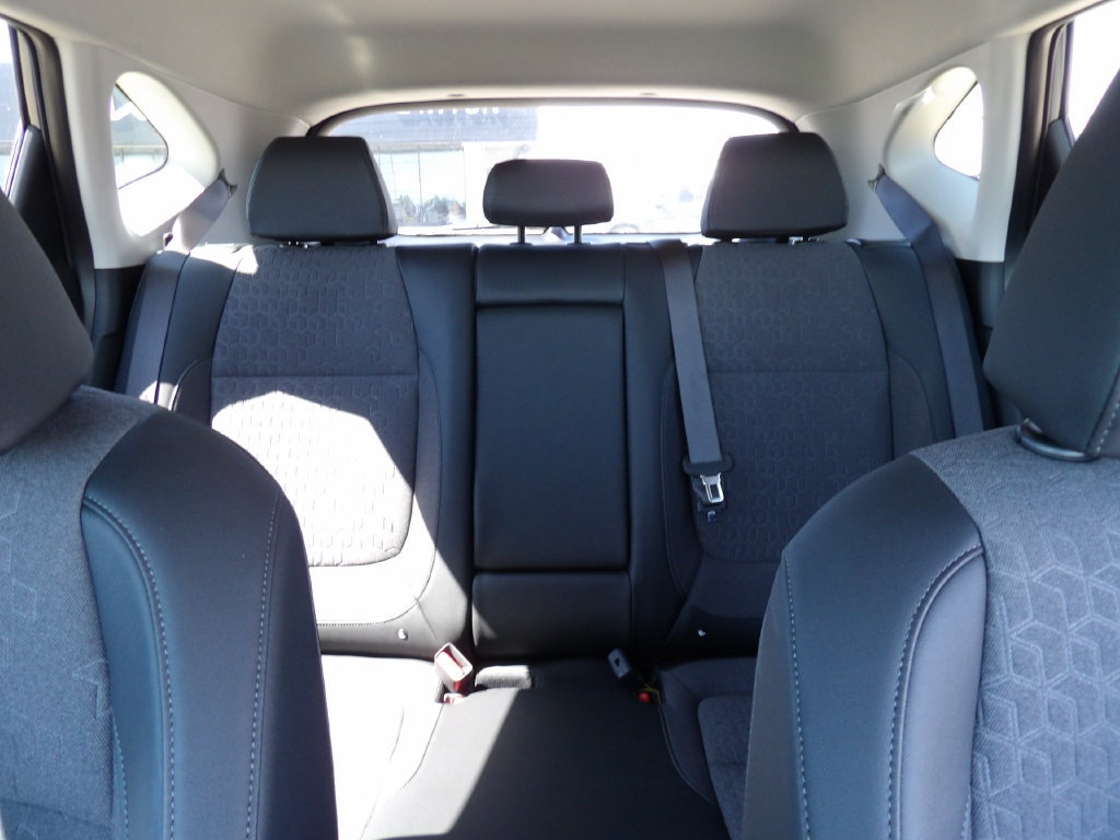 New 2026 Kia Seltos S FWD image 21