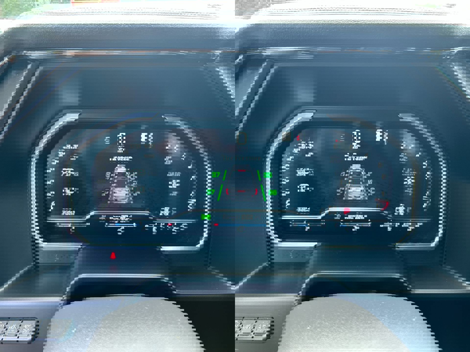 Used 2022 GMC Sierra 1500 AT4X image 23