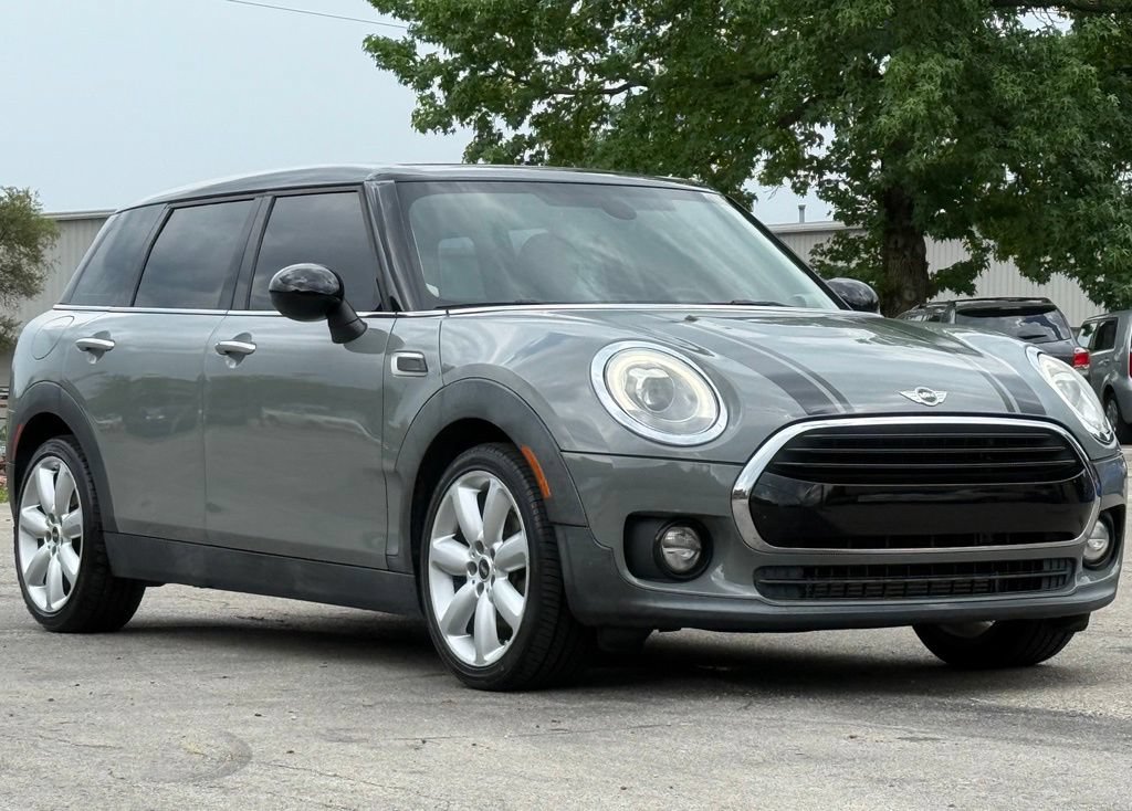 Used 2016 MINI Cooper Clubman FWD image 8