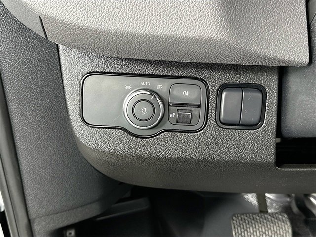 Used 2025 Mercedes-Benz Sprinter 2500 image 27