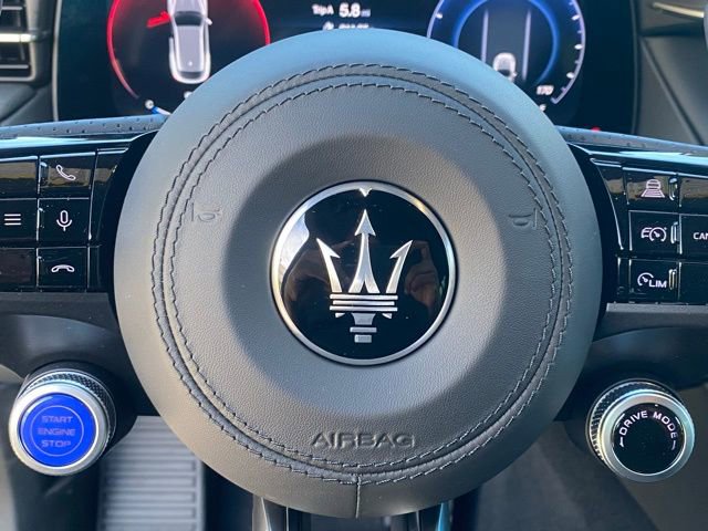 New 2025 Maserati Grecale GT image 24