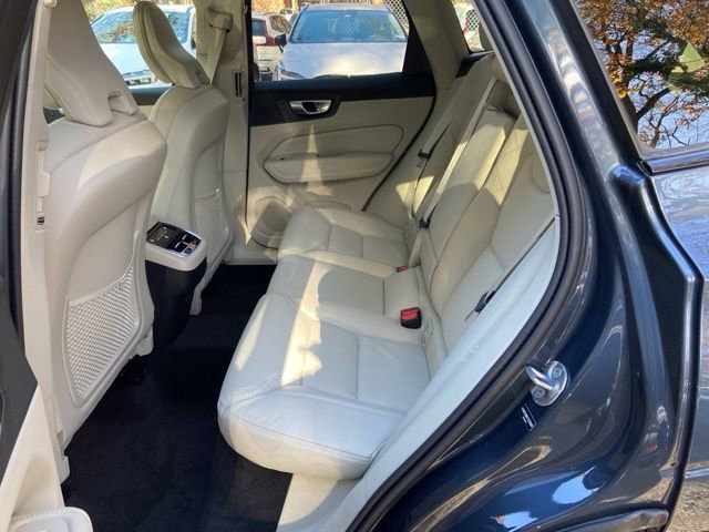 New 2026 Volvo XC60 B5 Ultra w/ Climate Package image 15