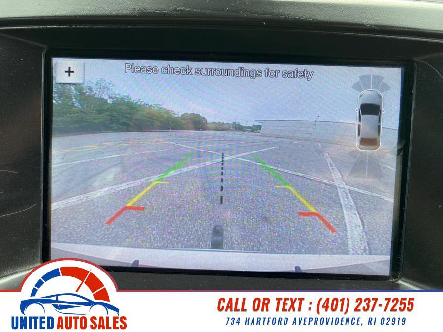 Used 2017 Ford Explorer XLT w/ Equipment Group 201A image 21