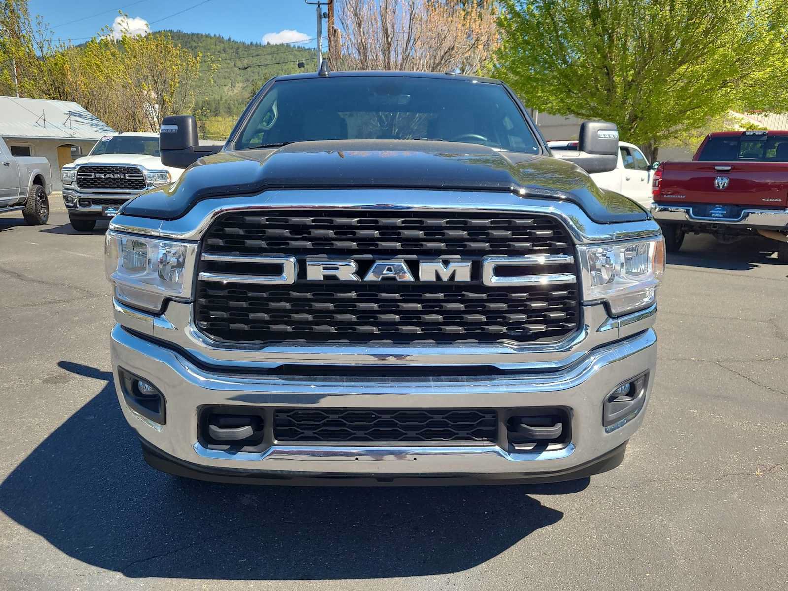 Used 2024 RAM 3500 Big Horn AWD/4WD image 14