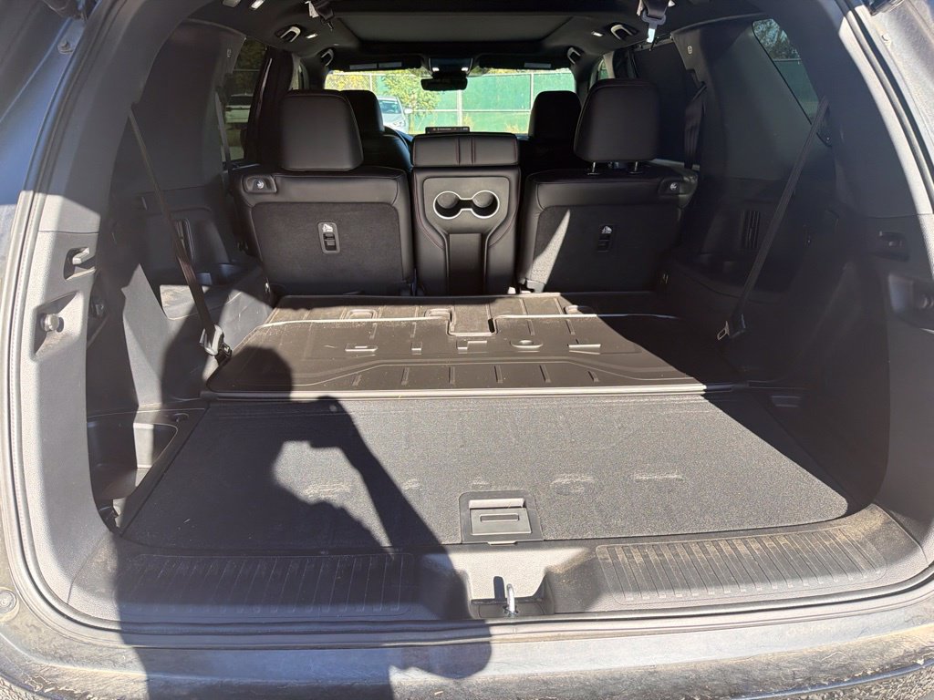 Used 2025 Honda Pilot Black Edition image 12