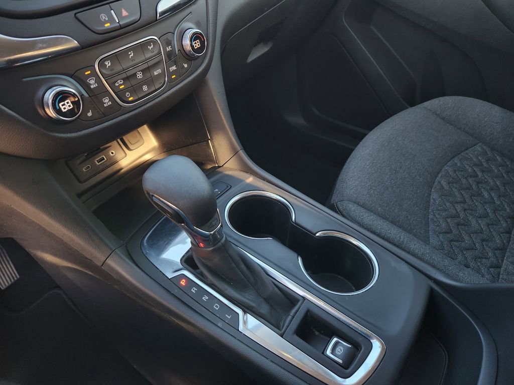 Used 2024 Chevrolet Equinox LT image 25