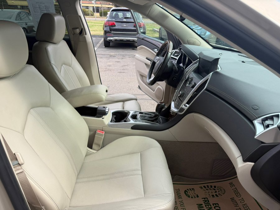 Used 2012 Cadillac SRX Luxury image 28