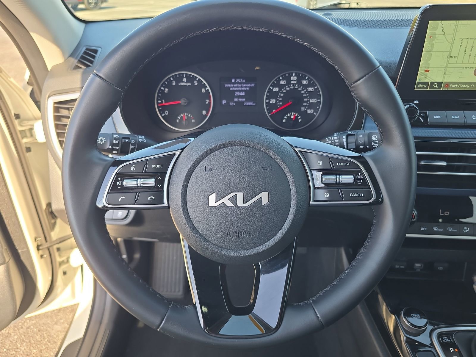 Used 2023 Kia Seltos S w/ Navigation Package image 23