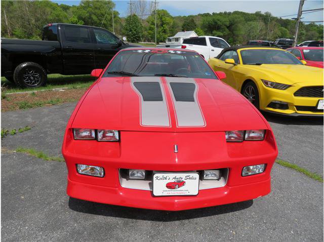 Used 1990 Chevrolet Camaro IROC-Z RWD image 15