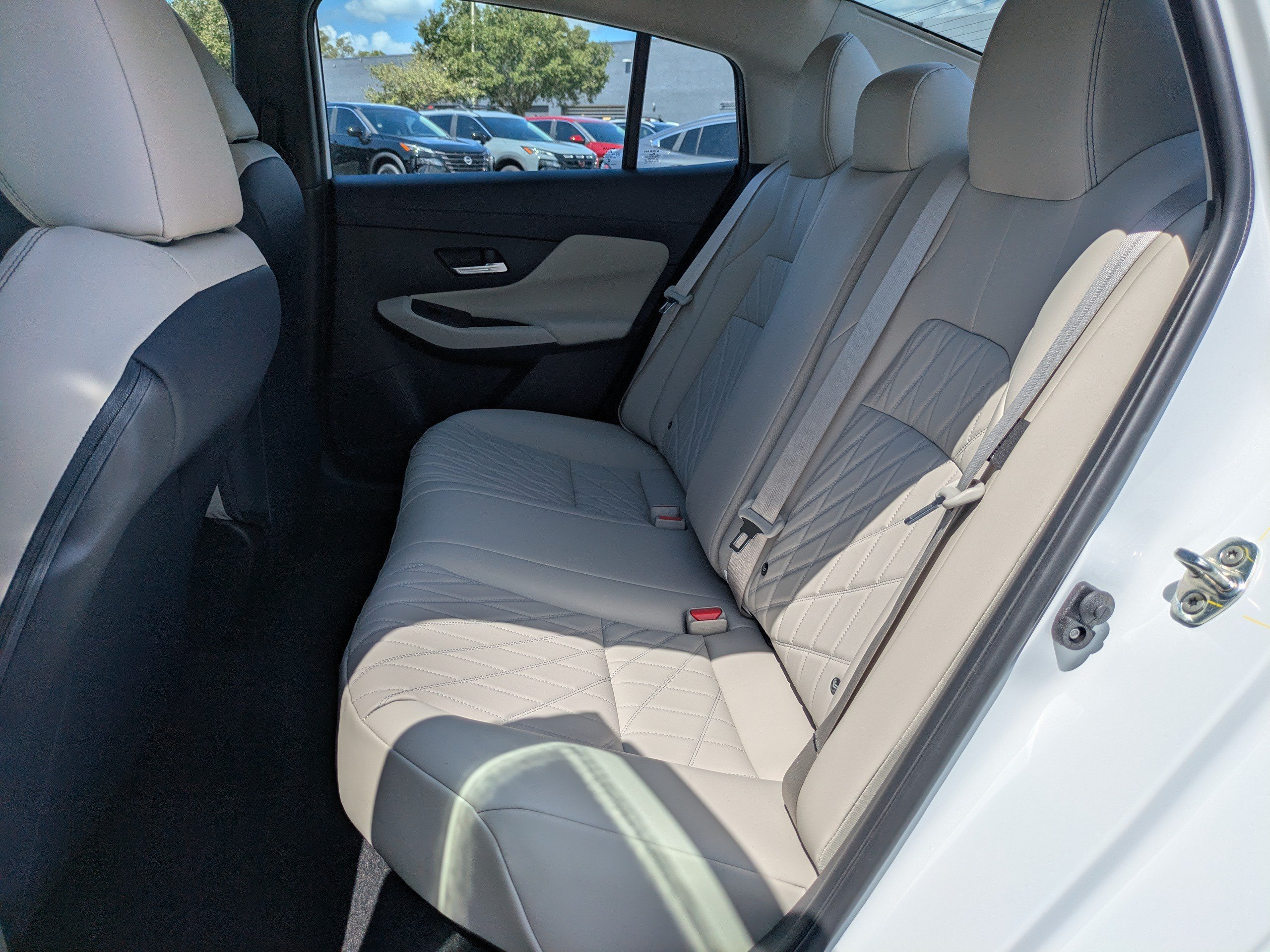 New 2027 Nissan Sentra SL FWD image 13