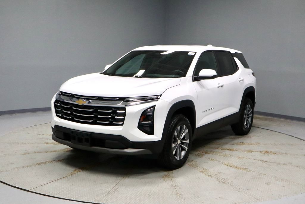 Used 2025 Chevrolet Equinox LT AWD/4WD image 7