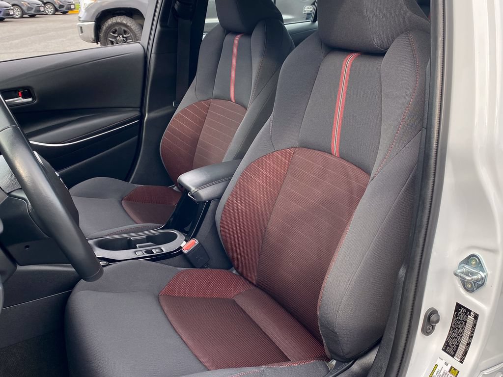 Certified 2025 Toyota Corolla SE FWD image 18