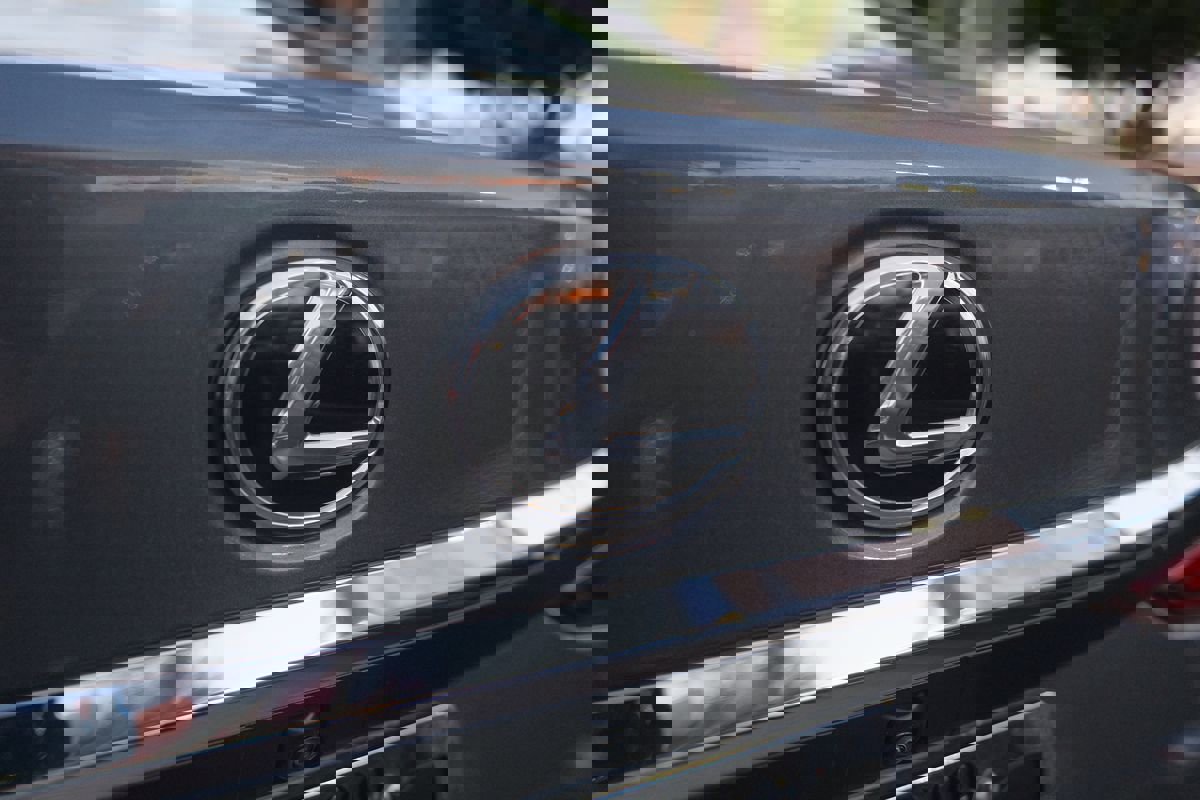 Used 2023 Lexus ES 350 image 39