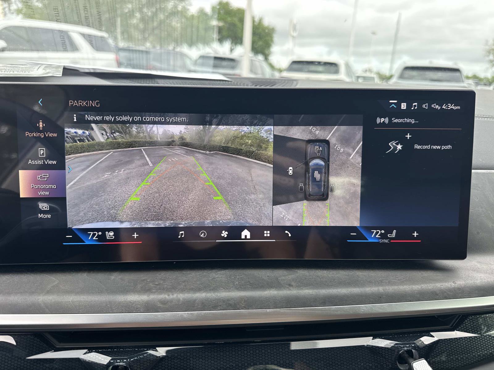 Used 2026 BMW X7 xDrive40i w/ Premium Package image 24