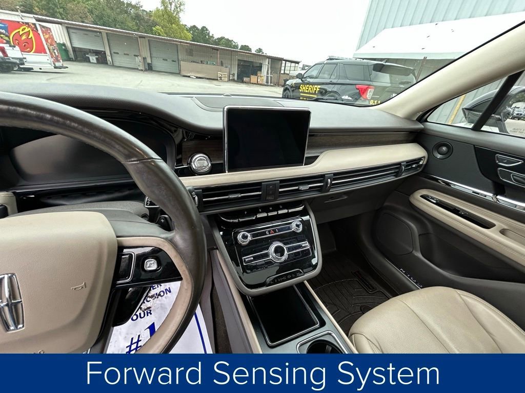 Used 2020 Lincoln Corsair Reserve w/ Equipment Group 201A image 34