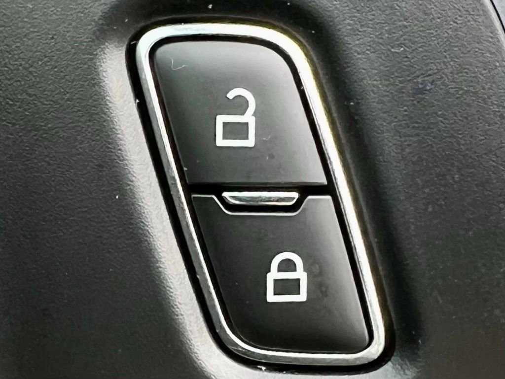 Used 2024 Ford F150 XLT w/ Mobile Office Package image 27