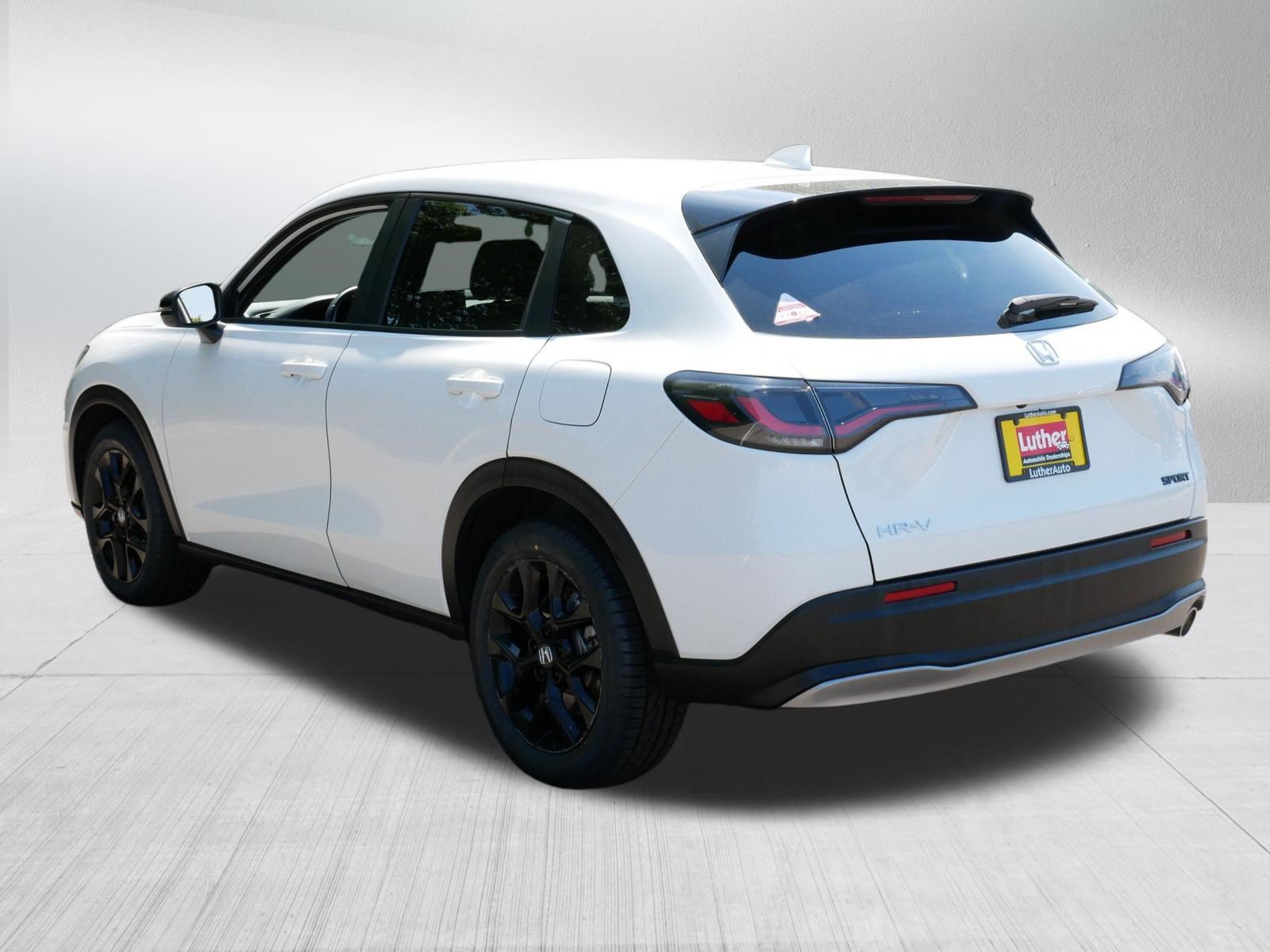 Certified 2024 Honda HR-V Sport image 5
